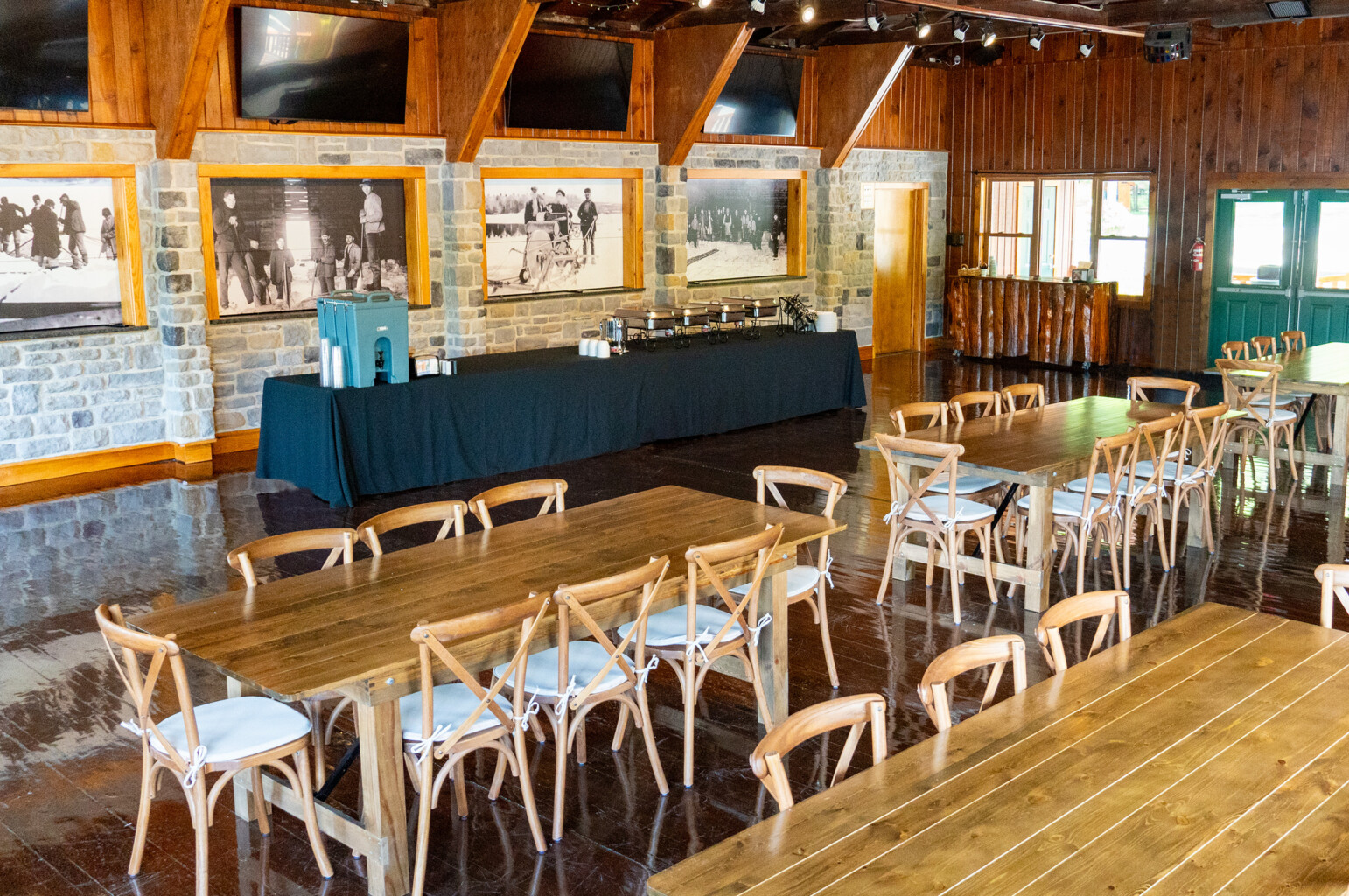 Hall's Store - Hall's Boathouse is owned by local lake friendly